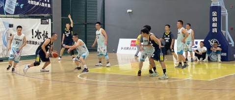 “青春铸梦，聚力变革”yabo体育登录
2022首届秋季篮球友谊赛顺利举行